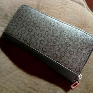 Guess Wallet LIKE NEW